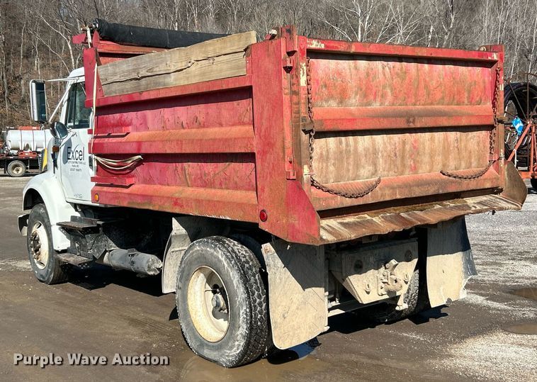 image for item NE9785 1997 International 8100 dump truck