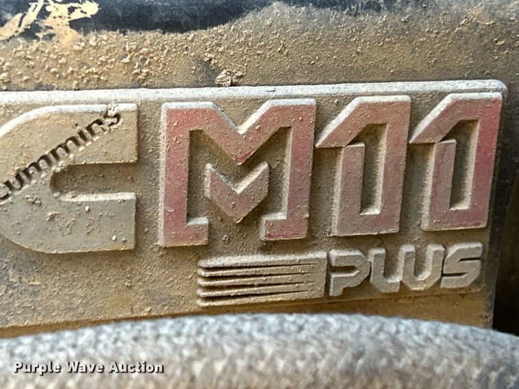 image for item NE9785 1997 International 8100 dump truck