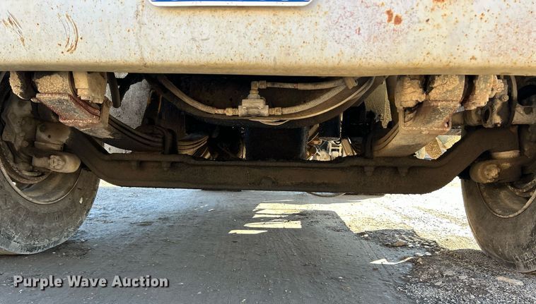 image for item NE9785 1997 International 8100 dump truck