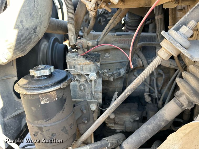 image for item NE9785 1997 International 8100 dump truck