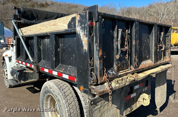 image for item NE9786 2008 International 4200 dump truck