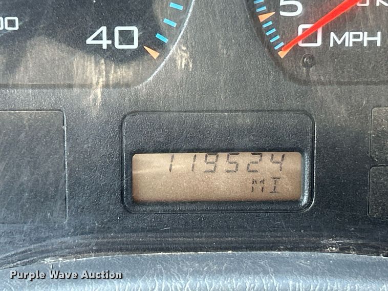 image for item NE9786 2008 International 4200 dump truck