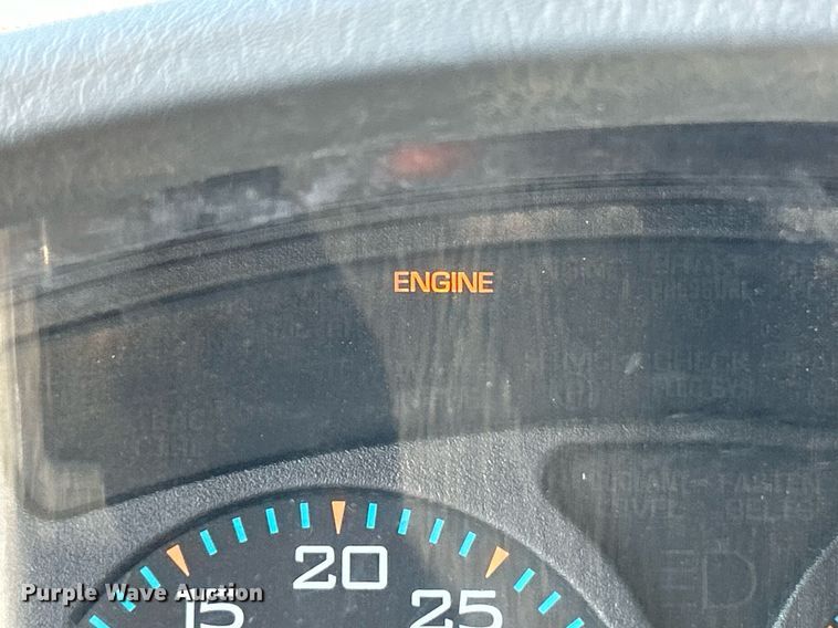 image for item NE9786 2008 International 4200 dump truck