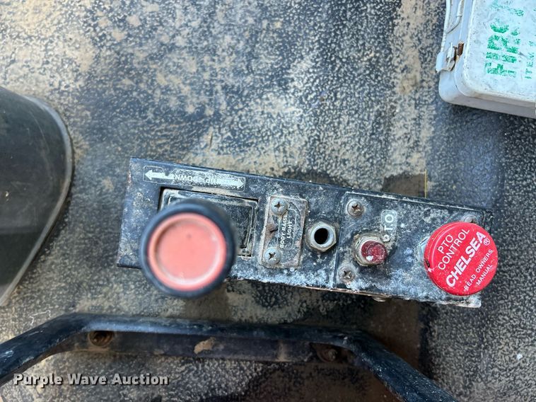 image for item NE9786 2008 International 4200 dump truck