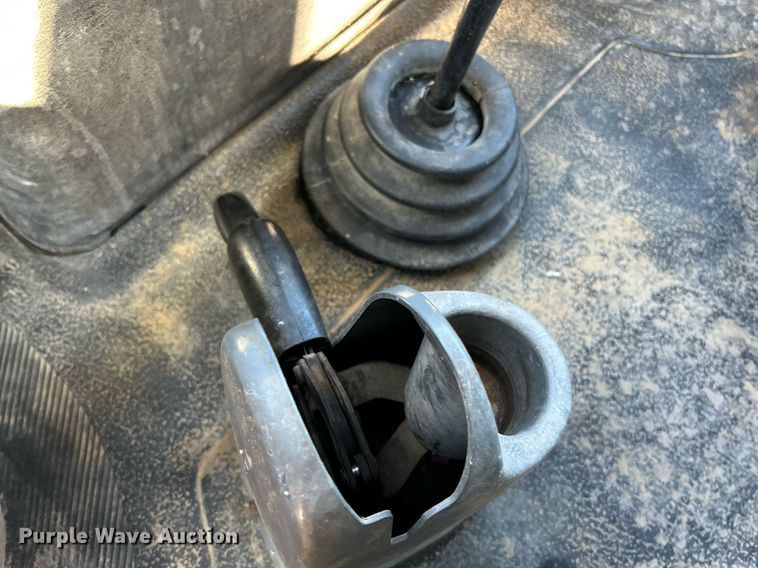 image for item NE9786 2008 International 4200 dump truck