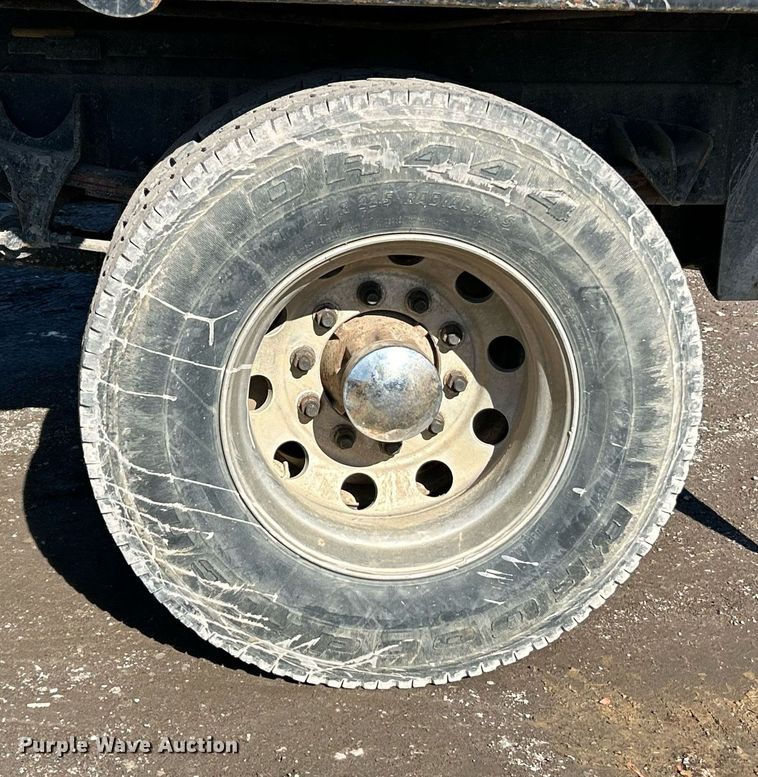 image for item NE9786 2008 International 4200 dump truck