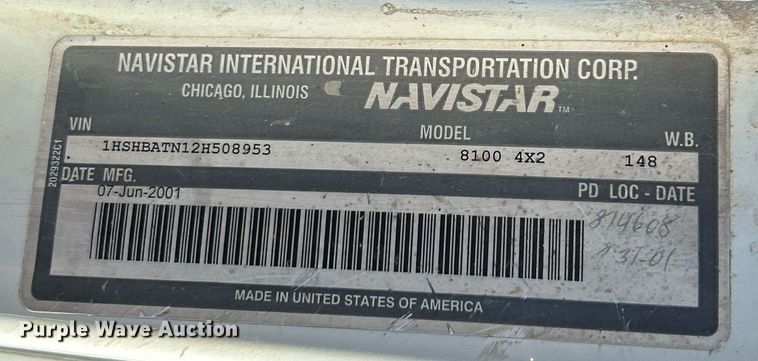 image for item NE9788 2002 International 8100 flatbed truck