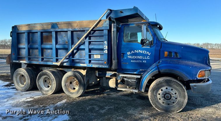 image for item NI9722 2000 Sterling A-Line dump truck