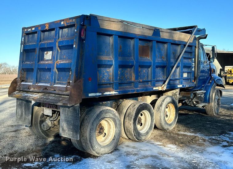 image for item NI9722 2000 Sterling A-Line dump truck