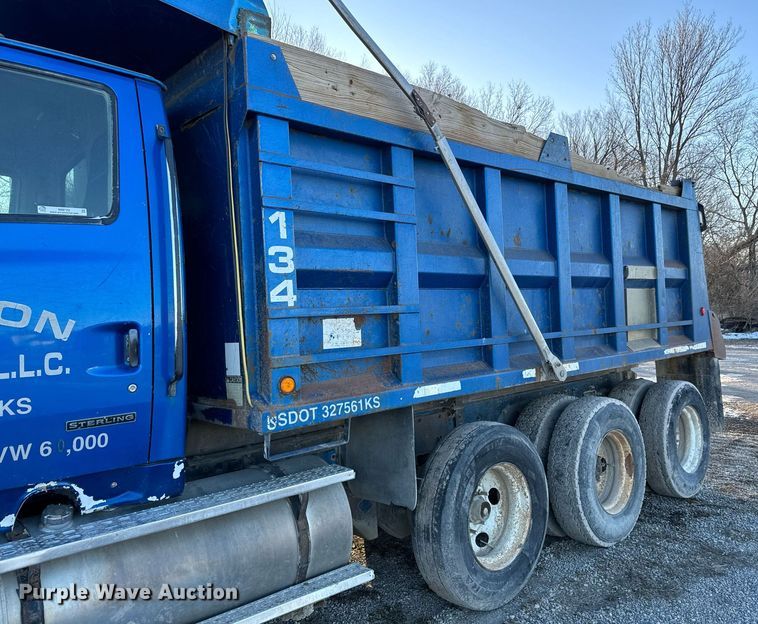 image for item NI9722 2000 Sterling A-Line dump truck