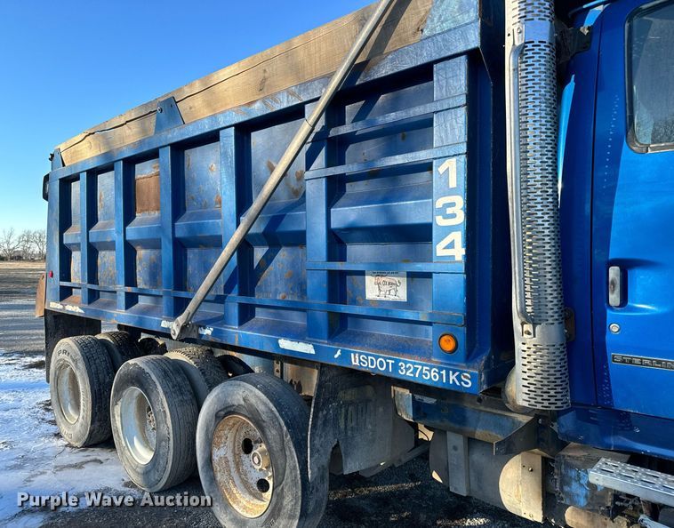 image for item NI9722 2000 Sterling A-Line dump truck