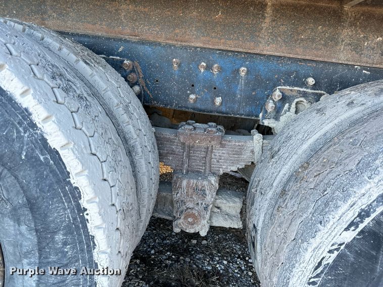 image for item NI9722 2000 Sterling A-Line dump truck