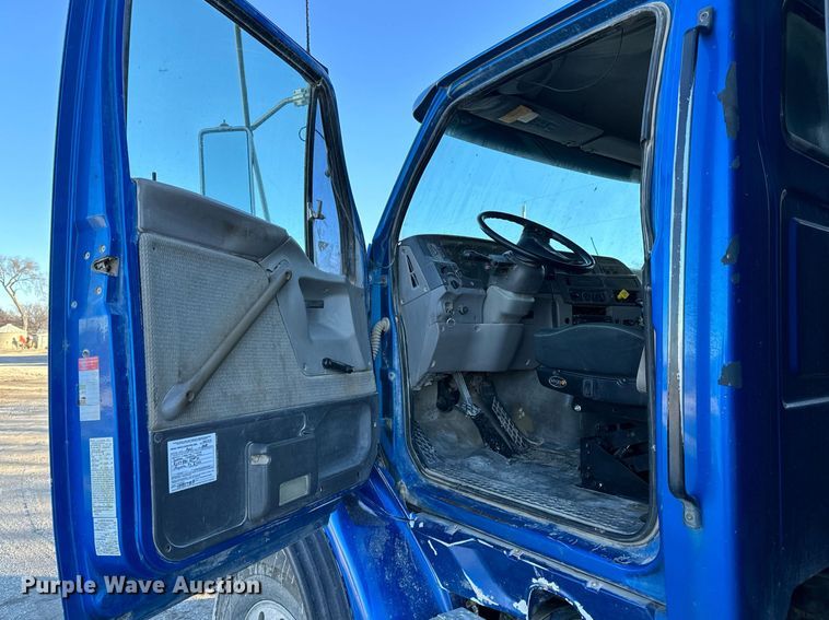 image for item NI9722 2000 Sterling A-Line dump truck