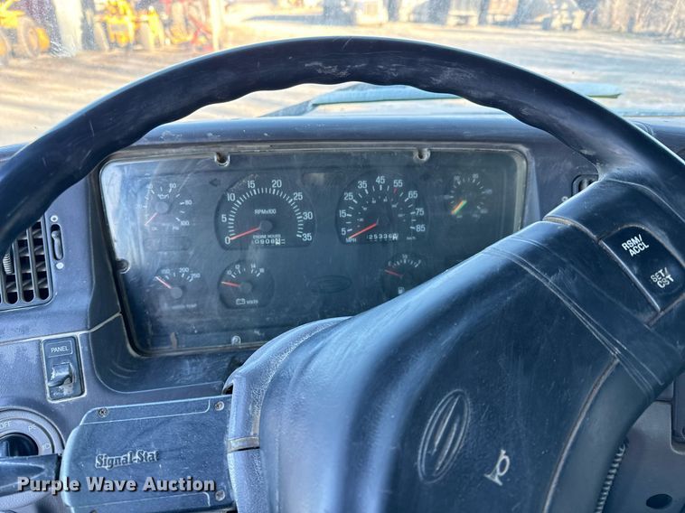 image for item NI9722 2000 Sterling A-Line dump truck