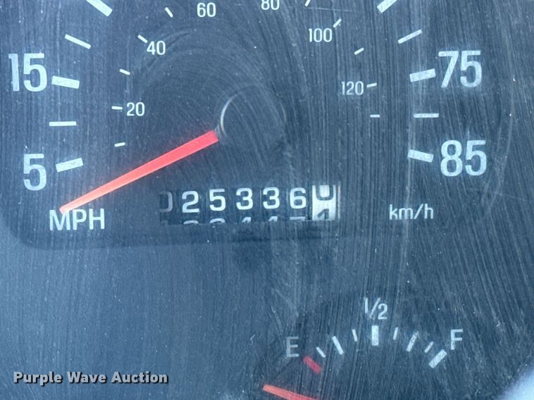 image for item NI9722 2000 Sterling A-Line dump truck