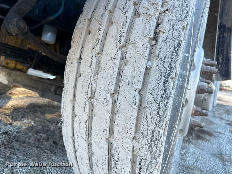 image for item NI9722 2000 Sterling A-Line dump truck