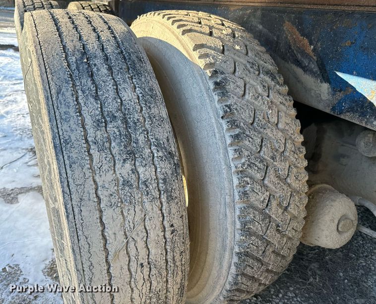 image for item NI9722 2000 Sterling A-Line dump truck