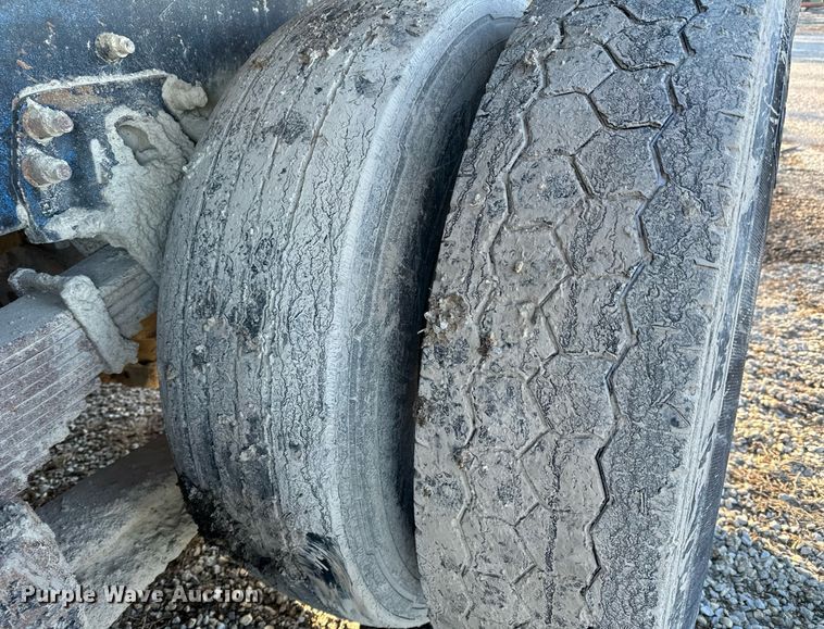 image for item NI9722 2000 Sterling A-Line dump truck