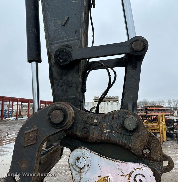 image for item NI9730 2007 John Deere 350D LC excavator