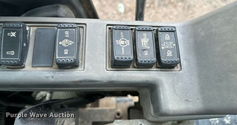 image for item NI9730 2007 John Deere 350D LC excavator