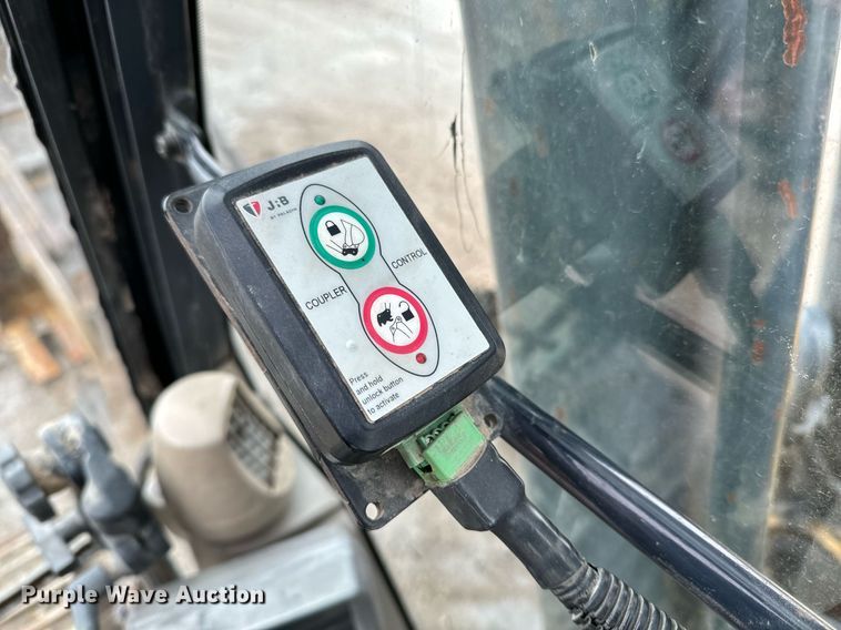 image for item NI9730 2007 John Deere 350D LC excavator