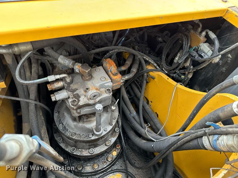 image for item NI9730 2007 John Deere 350D LC excavator