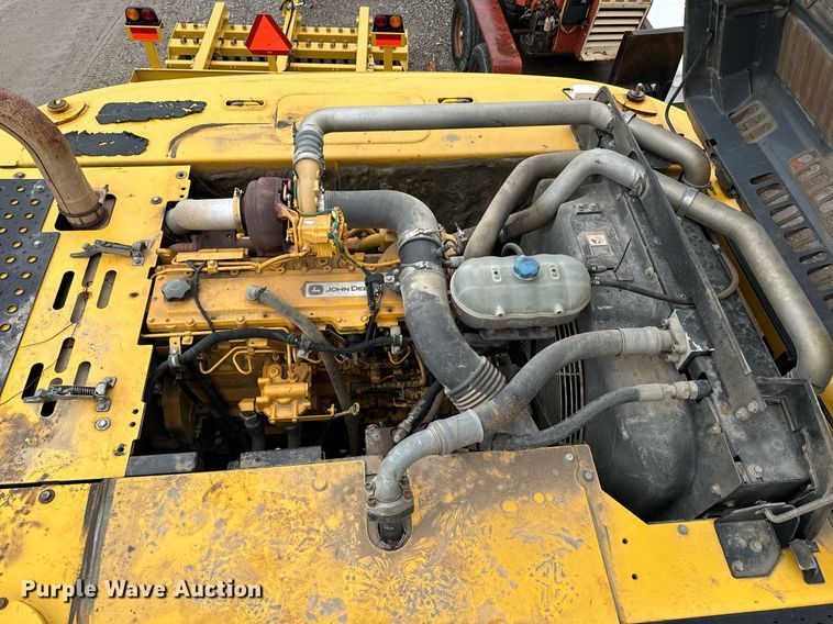 image for item NI9730 2007 John Deere 350D LC excavator