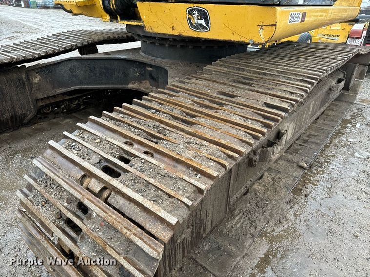 image for item NI9730 2007 John Deere 350D LC excavator