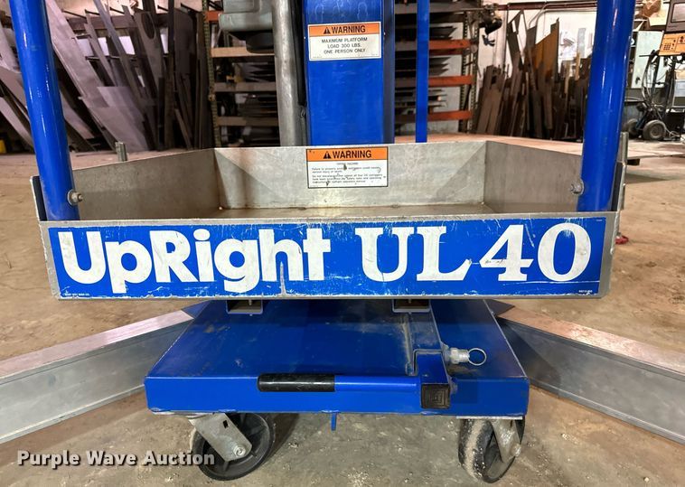 image for item NI9755 Up Right UL40 vertical lift