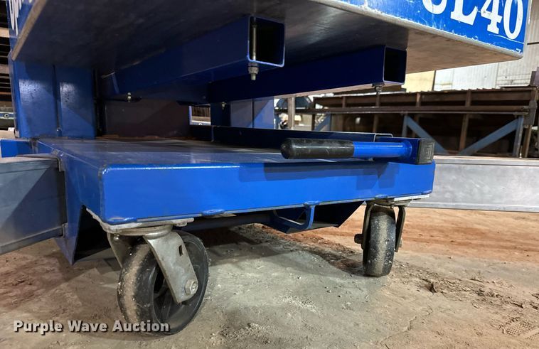 image for item NI9755 Up Right UL40 vertical lift