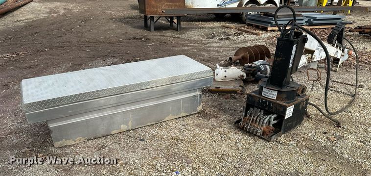 image for item NI9764 Automotive accessories 