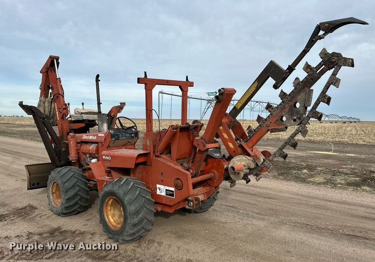 image for item NJ9283 1978 Ditch Witch R40 trencher