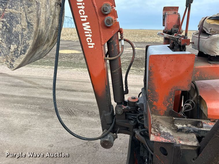 image for item NJ9283 1978 Ditch Witch R40 trencher