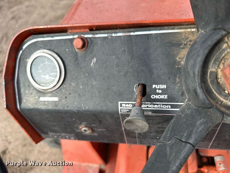 image for item NJ9283 1978 Ditch Witch R40 trencher