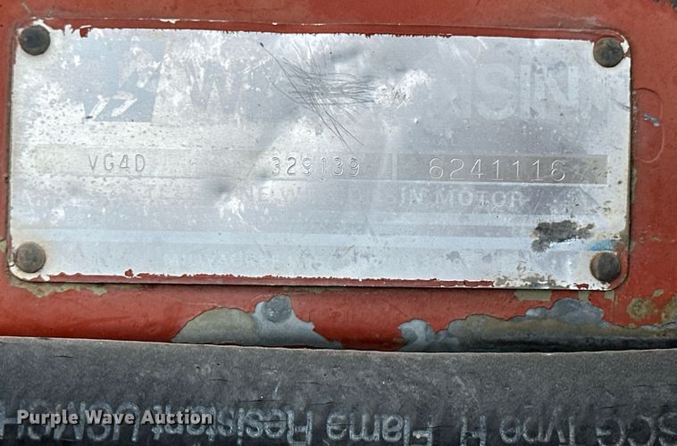 image for item NJ9283 1978 Ditch Witch R40 trencher