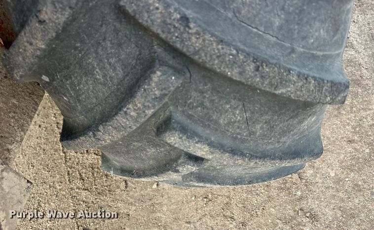 image for item NJ9283 1978 Ditch Witch R40 trencher