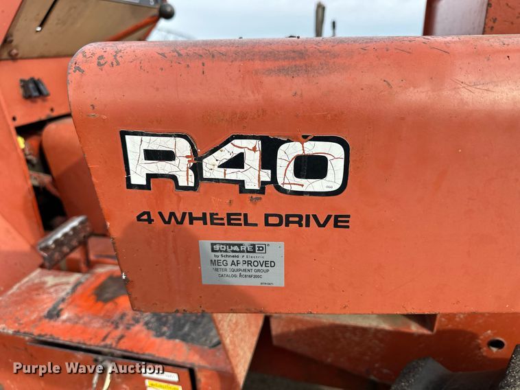 image for item NJ9283 1978 Ditch Witch R40 trencher