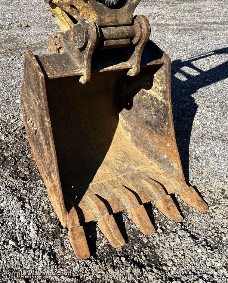 image for item NJ9512 2019 Yanmar ViO50-6A mini excavator