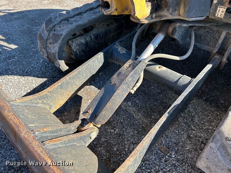 image for item NJ9512 2019 Yanmar ViO50-6A mini excavator