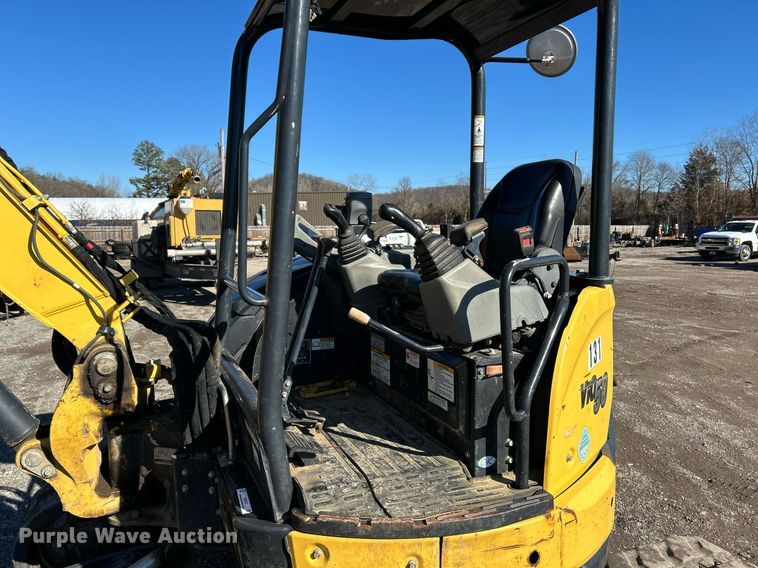 image for item NJ9512 2019 Yanmar ViO50-6A mini excavator