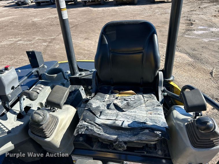 image for item NJ9513 2018 Yanmar  ViO50-6A mini excavator