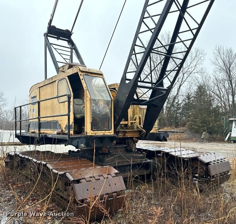 image for item NM9232 1980 American  7260 crane