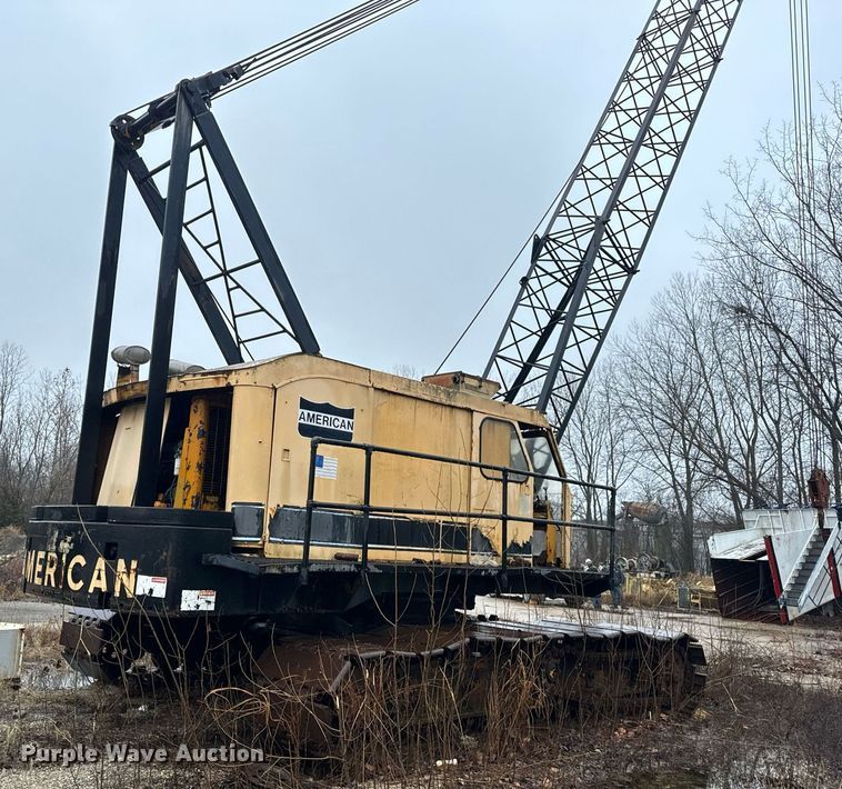 image for item NM9232 1980 American  7260 crane