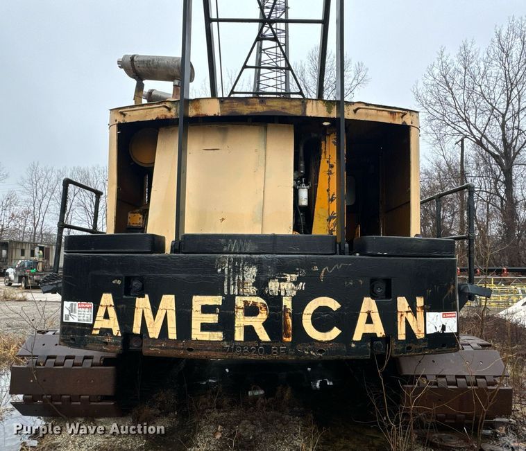 image for item NM9232 1980 American  7260 crane