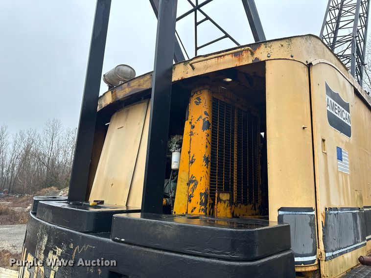 image for item NM9232 1980 American  7260 crane