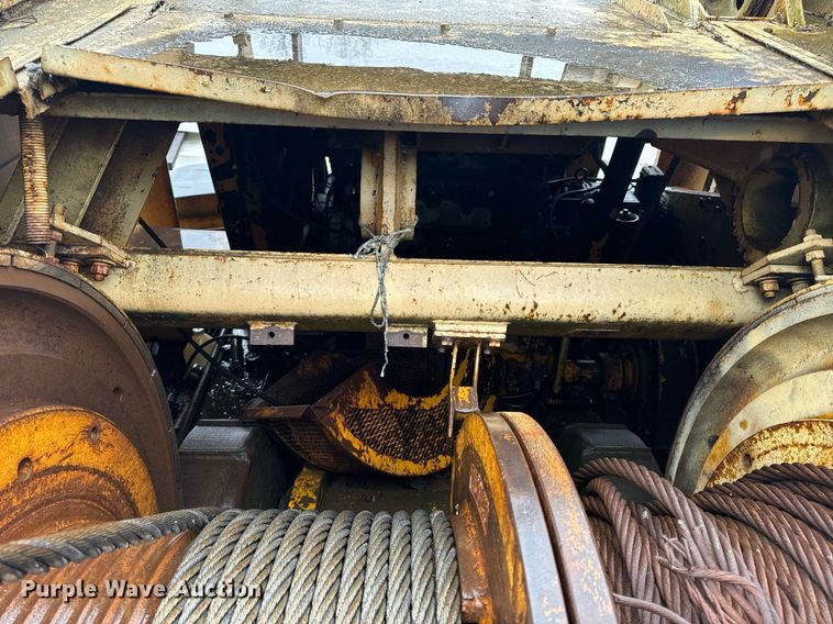 image for item NM9232 1980 American  7260 crane