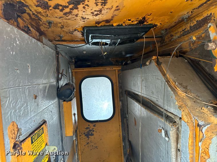 image for item NM9232 1980 American  7260 crane