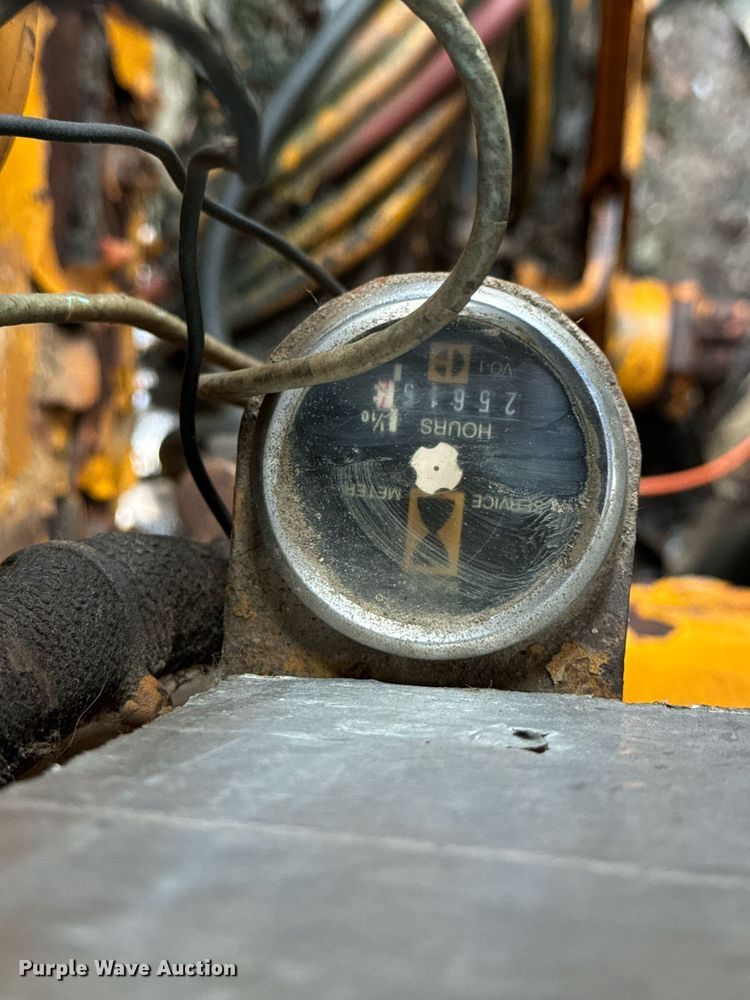 image for item NM9232 1980 American  7260 crane