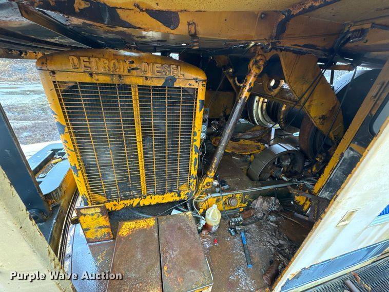 image for item NM9232 1980 American  7260 crane