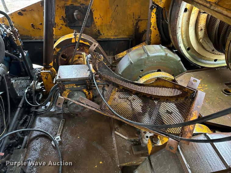 image for item NM9232 1980 American  7260 crane